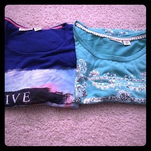 2 Cute Cato tees ♥️